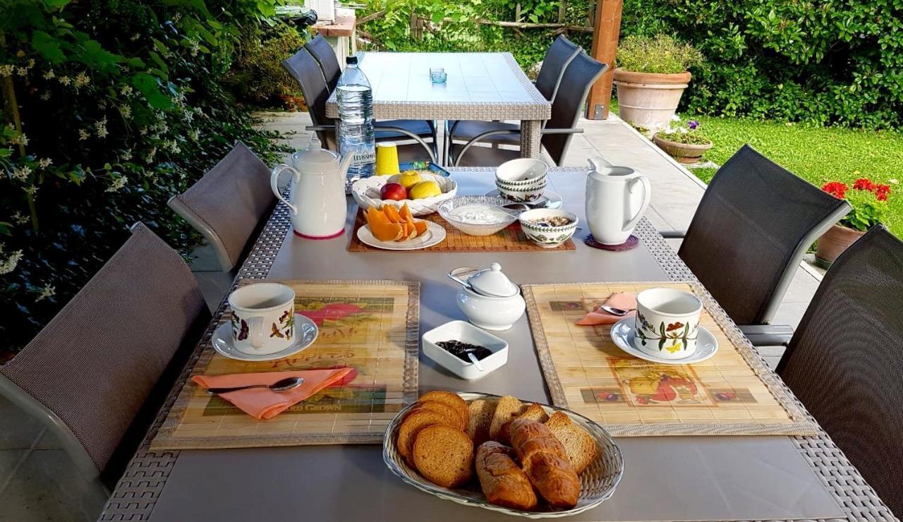 Il Casolare Bed and Breakfast Penna Exteriör bild